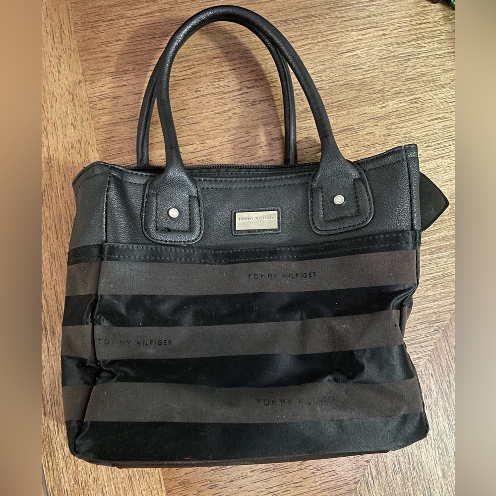 Tommy Hilfiger Purse